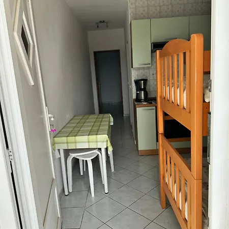 Apartments Kristina Vir Exterior photo